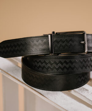 Kožený opasok s dekorom a automatickou prackou – BLACK CLOSE, limitovaná edícia, čierny