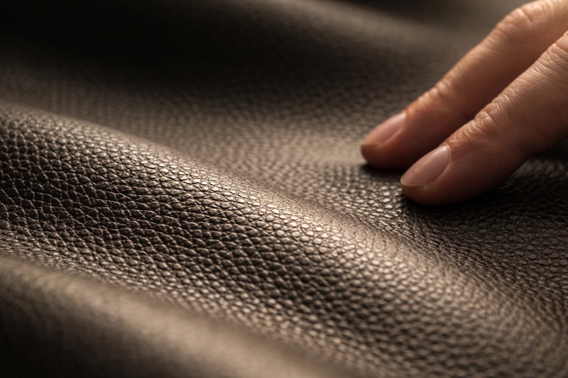 VEGALM kožené a hodvábne doplnky