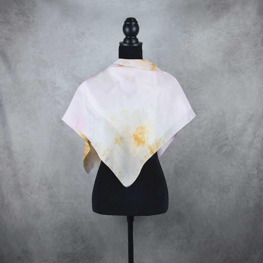 Hodvábna šatka VZOR_72, 80 x 90cm, Vyrobené na Slovensku