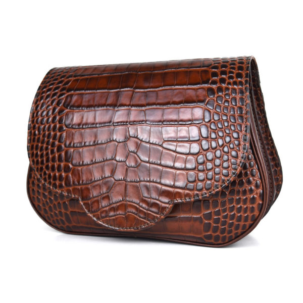 Kabelka crossbody z hovädzej kože s dezénom krokodíla v hnedej farbe - Image 9