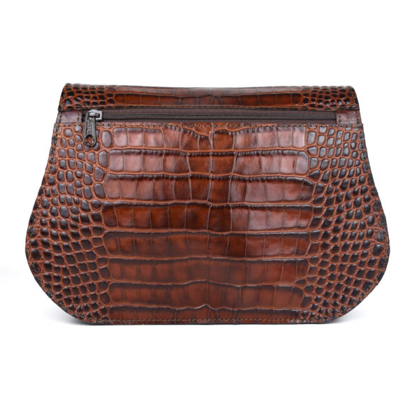 Kabelka crossbody z hovädzej kože s dezénom krokodíla v hnedej farbe - Image 6