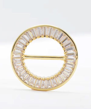 Alternative view of Luxusná spona na šatku a šál v kruhovom dizajne so sklíčkami v zlatej farbe