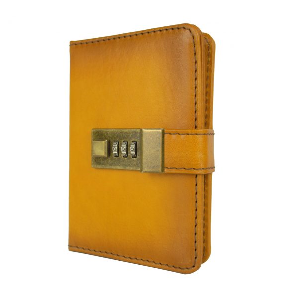 Malý ručne tieňovaný zápisník z prírodnej kože na heslový zámok, žltá farba