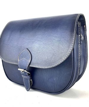 Tmavo modrá kožená kabelka, ručne tieňovaná, uzatváranie – zámok