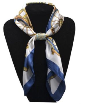 Alternative view of Šperk na šatku s motýľom v zlatej farbe