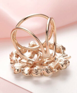 Alternative view of Trojprstenec na šatku v tvare kvitnúceho kvetu